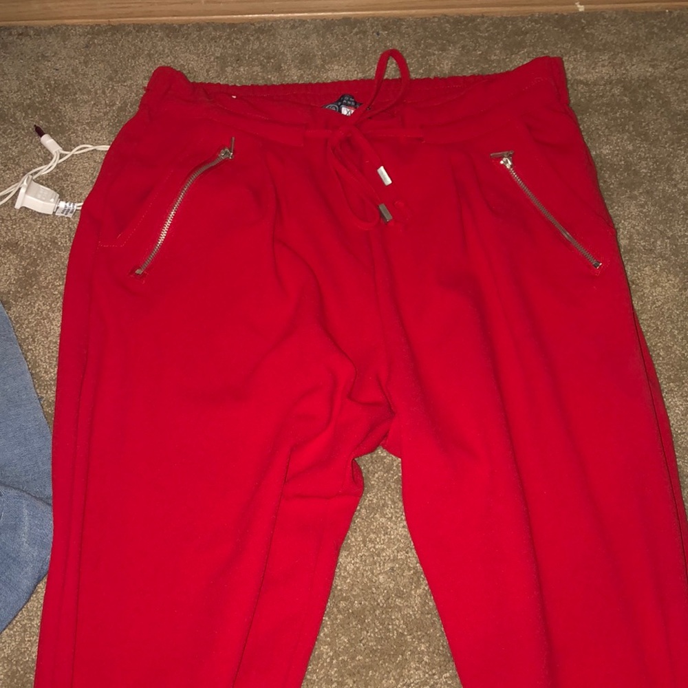 Casual red pants